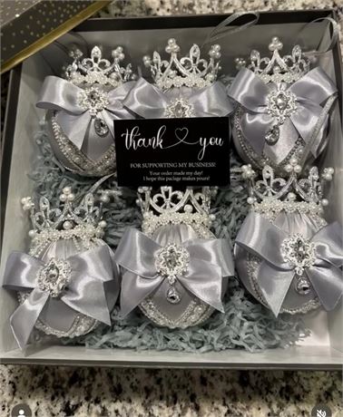 Unique and beautiful ornaments