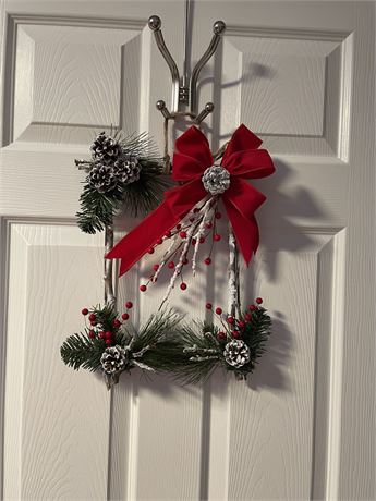 Unique holiday wreaths